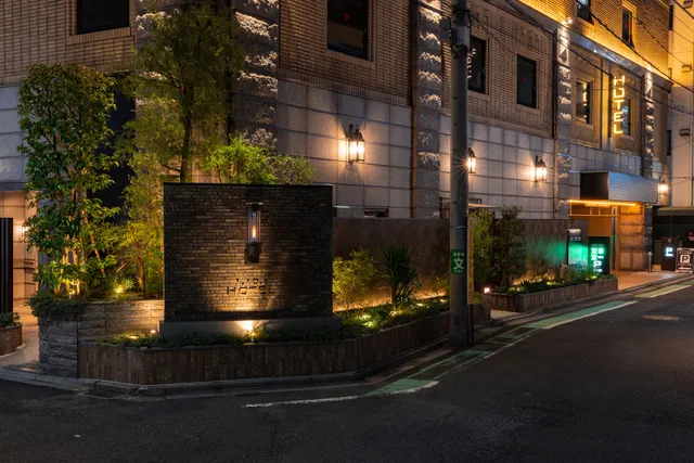 HOTEL 1.10.1 (ONE TEN ONE)