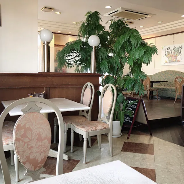 カフェ ド ブランツェ