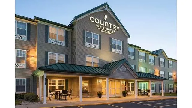 Country Inn & Suites by Radisson, Ankeny, IA