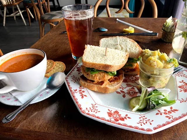 Lulabelle's Cafe & Catering