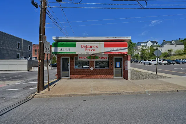De Muro's Pizza