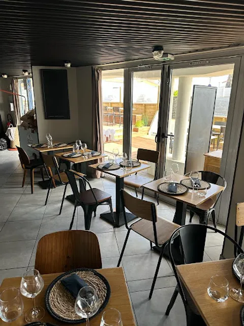 RESTAURANT LE BEL ENDROIT, LONGEVILLE SUR MER