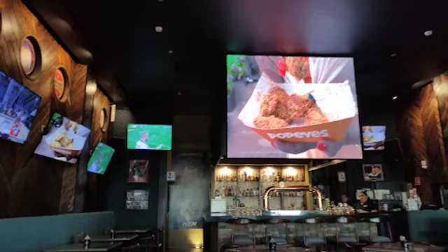 Sport Box - Restaurant & Bar