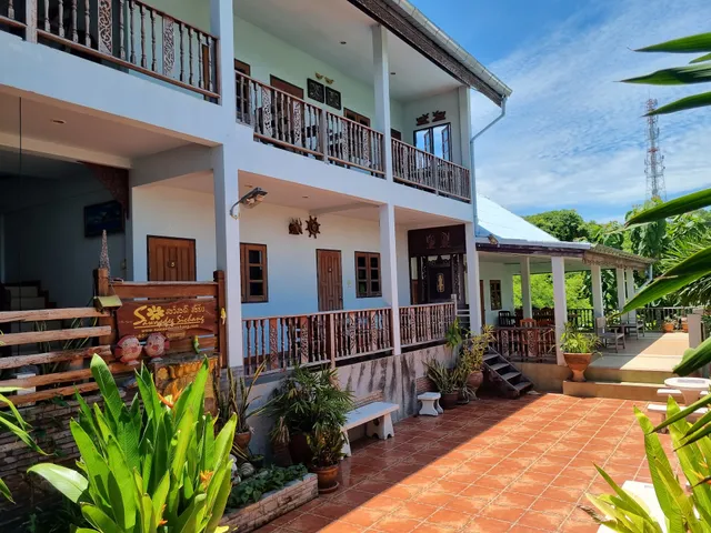 Hello Sichang Resort