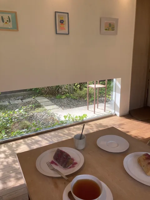 See Saw gallery + hibit