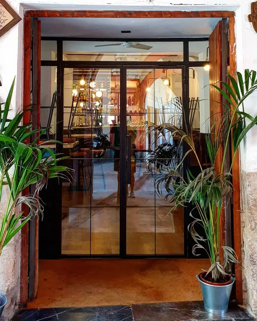 Bar restaurante El Sótano - Food & Lounge