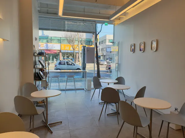 헬로우 트레블러