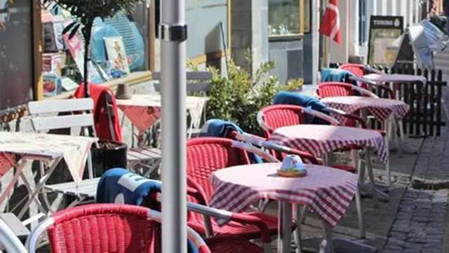 Cafe Mathilde//Madam Smed