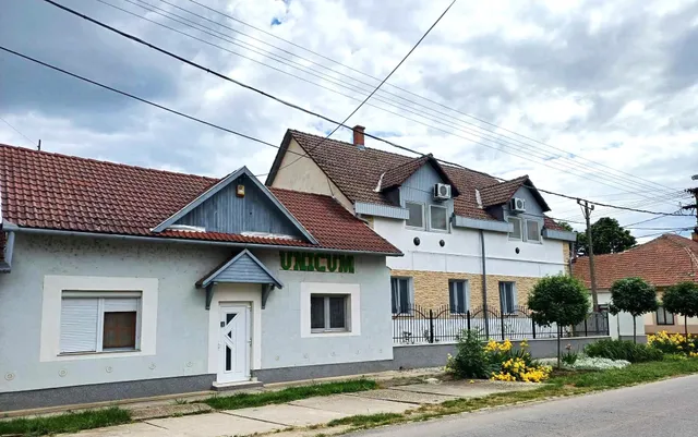 Unicum Apartmanok és Vendégház