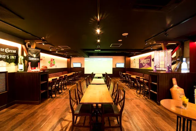 The 50/50 Club Sports Bar & Restaurant