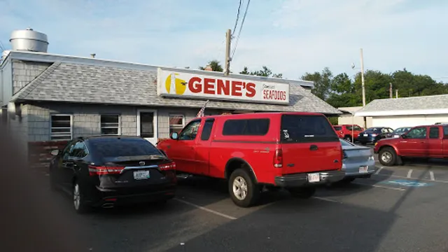 Genes Famous Seafood
