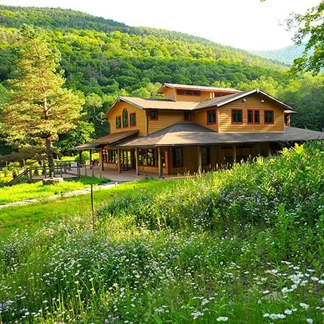 Menla Retreat & Dewa Spa