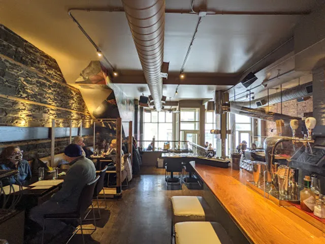 Wooden Heads Gourmet Pizza