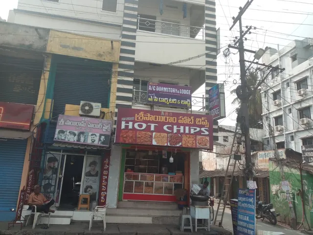 A/c & Non_A/c Relax Dormitory & Lodge (24/7)