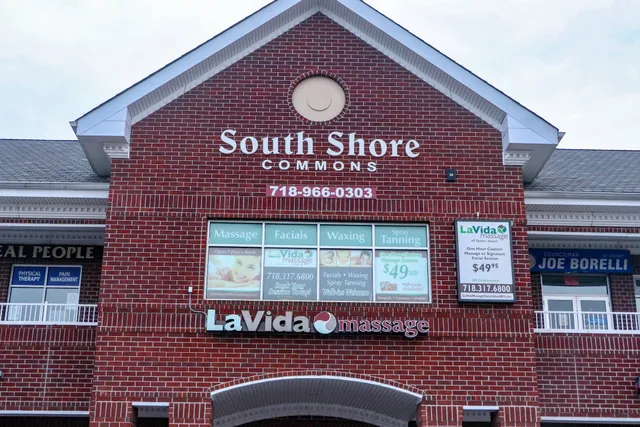 South Shore Commons