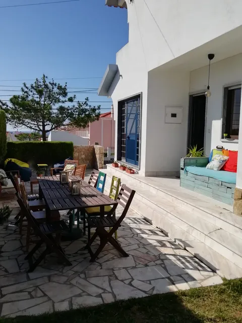 LO Surfcamp Ericeira