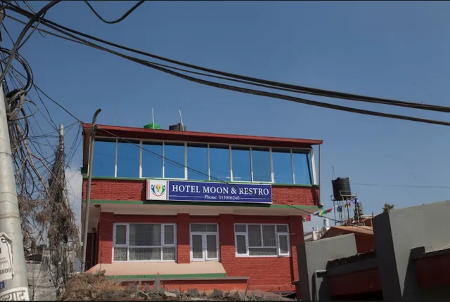 Hotel Moon and Restro