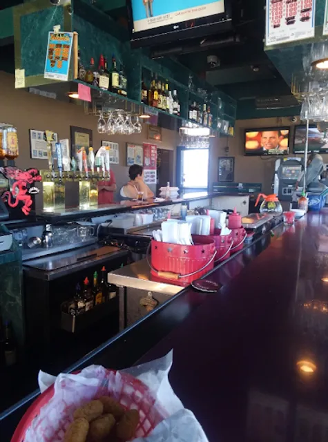 Wings Tavern & Grille