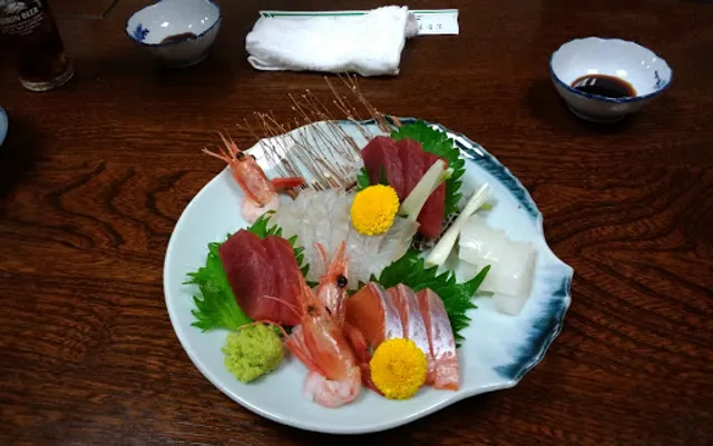 お食事処 三角屋