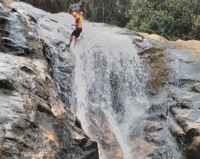 Canyoning Dalat Tours