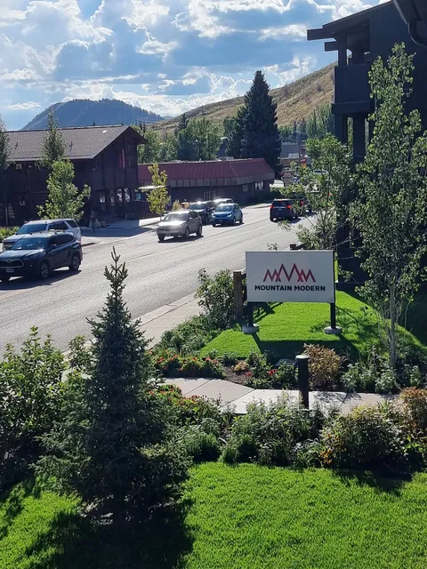 Mountain Modern Motel EmployeeHousing