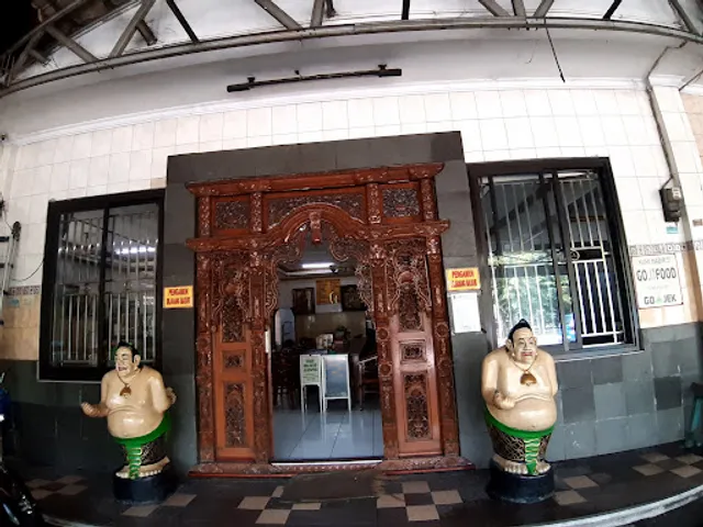 Sate & Tongseng Pak Budi