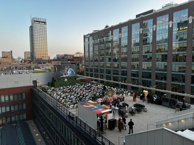 Rooftop Cinema Club Fulton Market