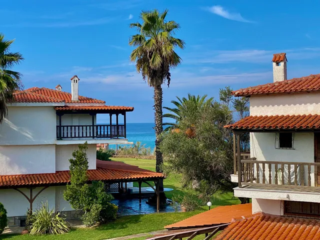 Villa Fourka - House on the beach