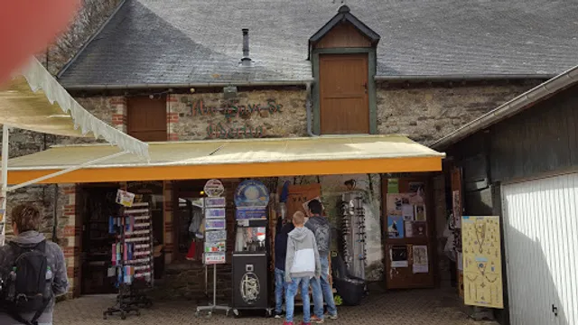 Fringale Paimpont Bar-Restaurant-Pizzeria-Grillades au feu de bois Restaurant Paimpont