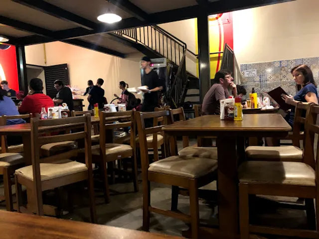 Big Mania de Pastéis e Lanches