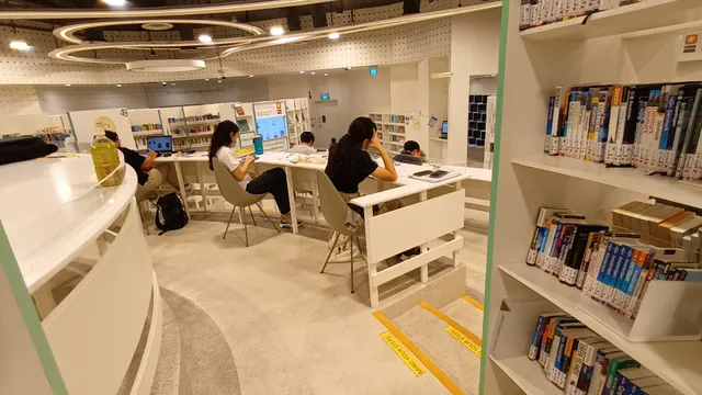 Bukit Panjang Library