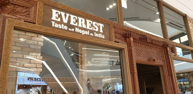 Everest, Starfield Hanam Branch