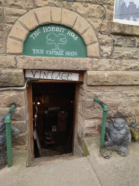 The Hobbit Hole…Your Vintage Needs