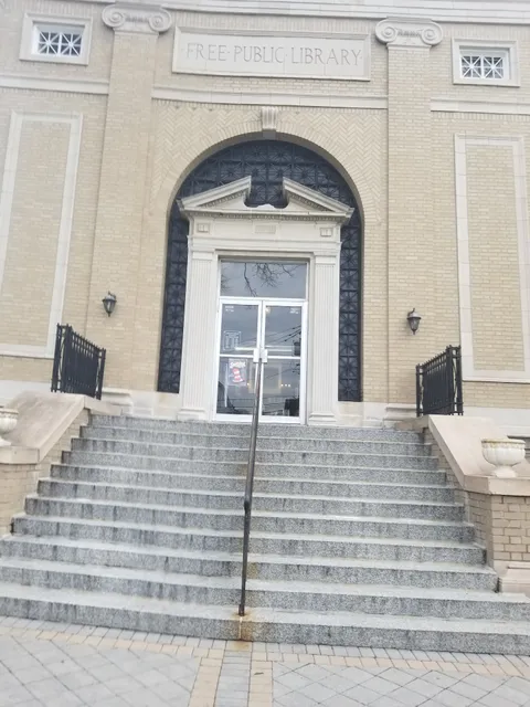 Lyndhurst Free Public Library