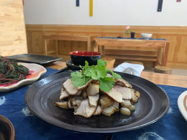 Yolo Ha Giang Local Family Restaurant