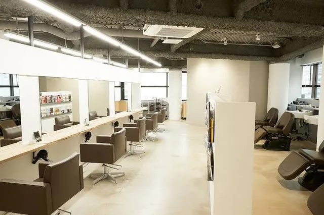 nanuk ヘアサロン