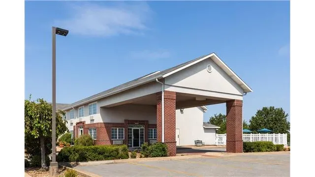 Days Inn by Wyndham Mountain Home