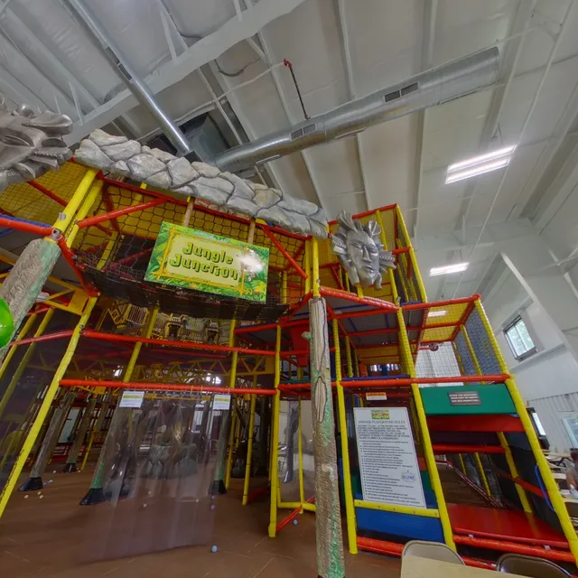 Jungle-Junction Indoor Playground