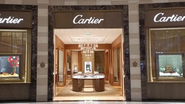 Cartier - CDG Terminal 2E HALL K