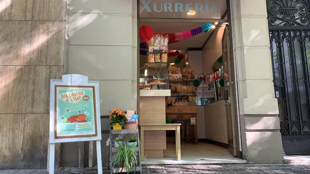Xurreria Berlin, Les Corts