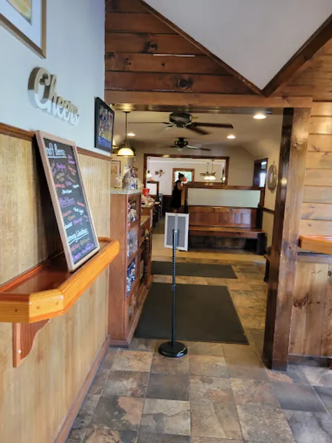 Fairway Restaurant & Pizzeria