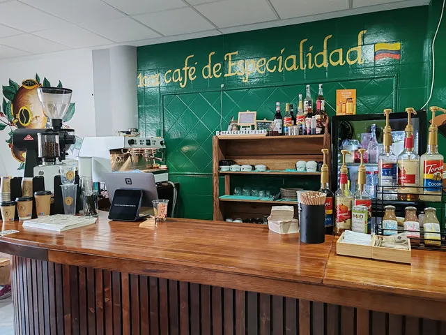 Momentum Haus Coffee Roaster and Boba tea