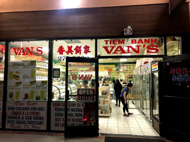 Van’s Bakery