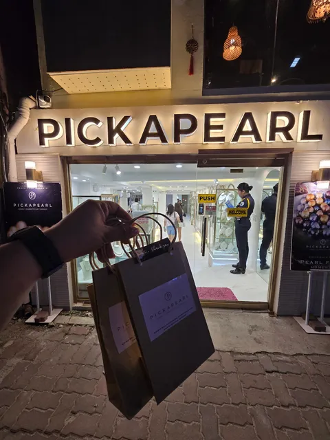 Pick A Pearl Boracay