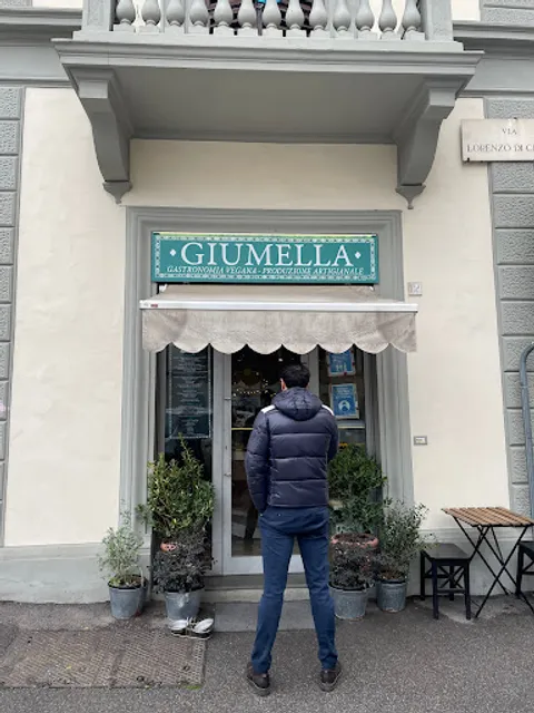 Giumella Gastronomia Vegana