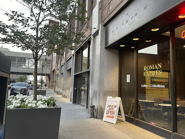 Roman Exprés Café