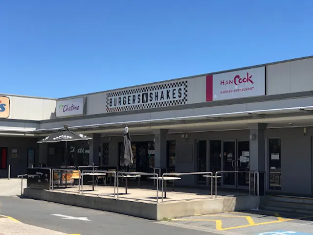 Welland plaza fish and chip shop