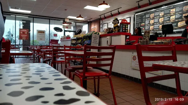 Firehouse Subs Airport