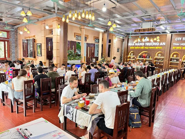Restaurants Trường An