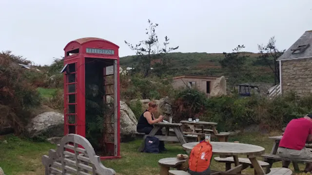 Harbour View and Fraggle Rock Bar